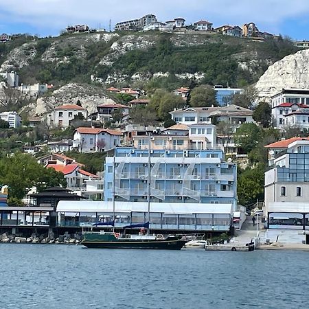 Lotos Hotel Balchik Bagian luar foto
