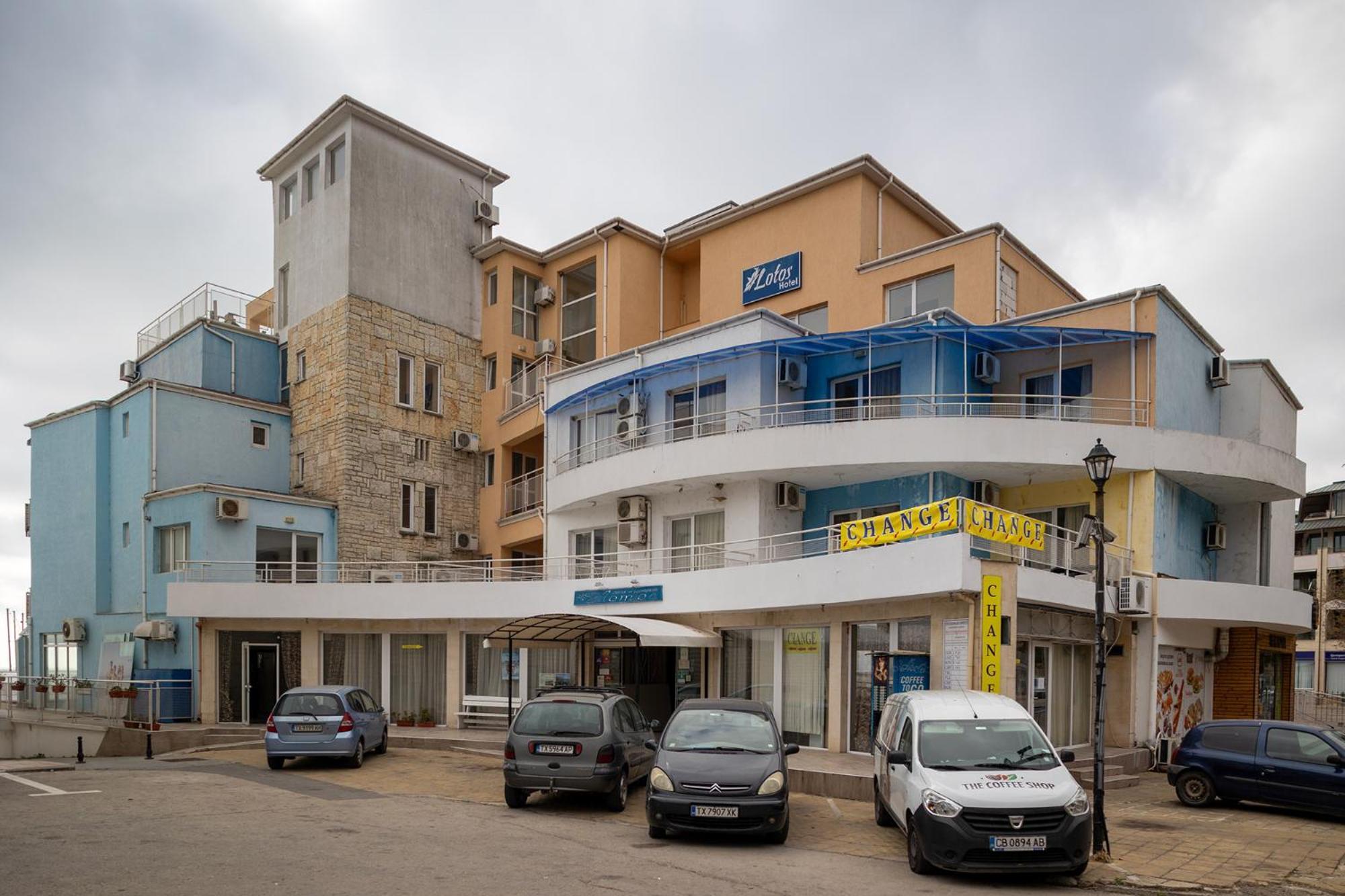 Lotos Hotel Balchik Bagian luar foto