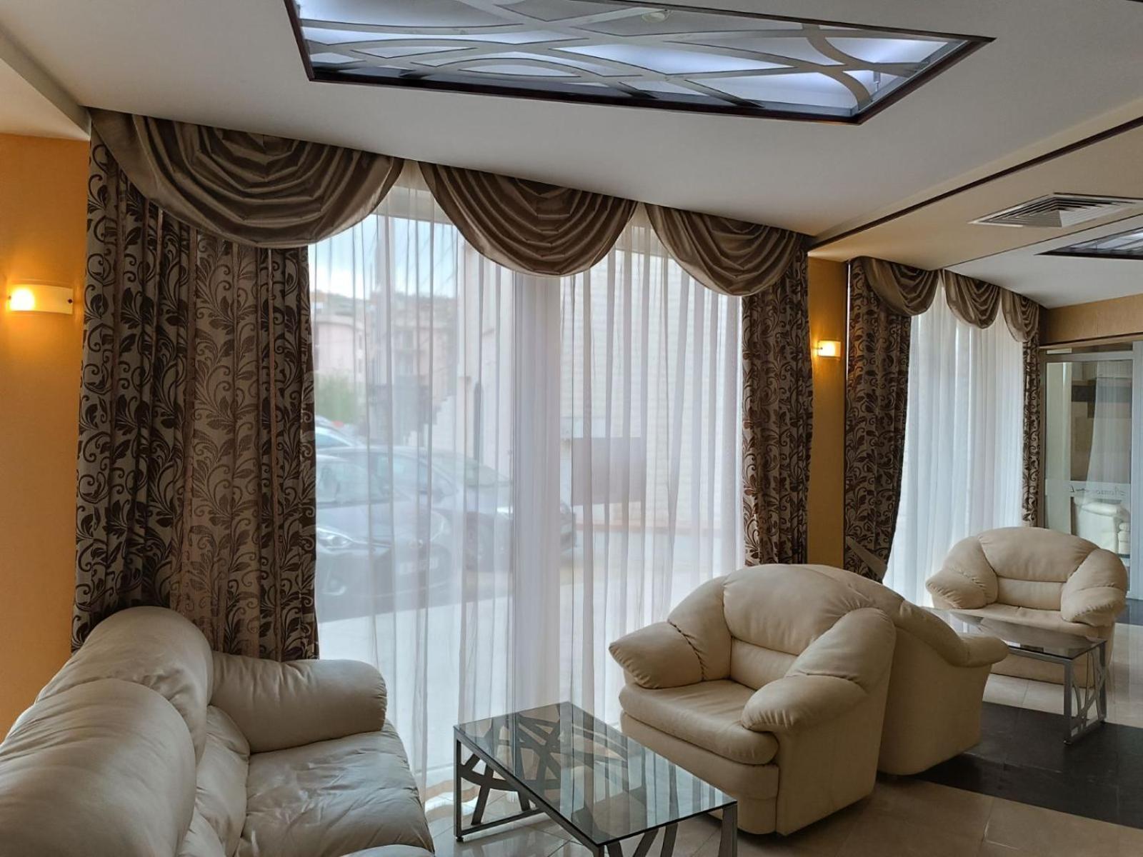 Lotos Hotel Balchik Bagian luar foto