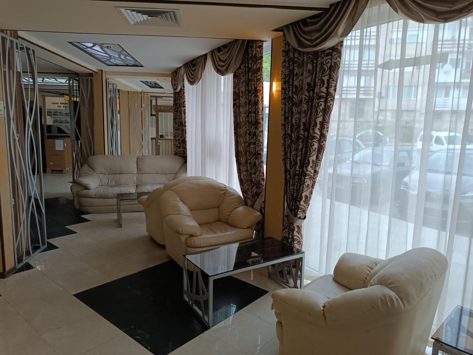 Lotos Hotel Balchik Bagian luar foto