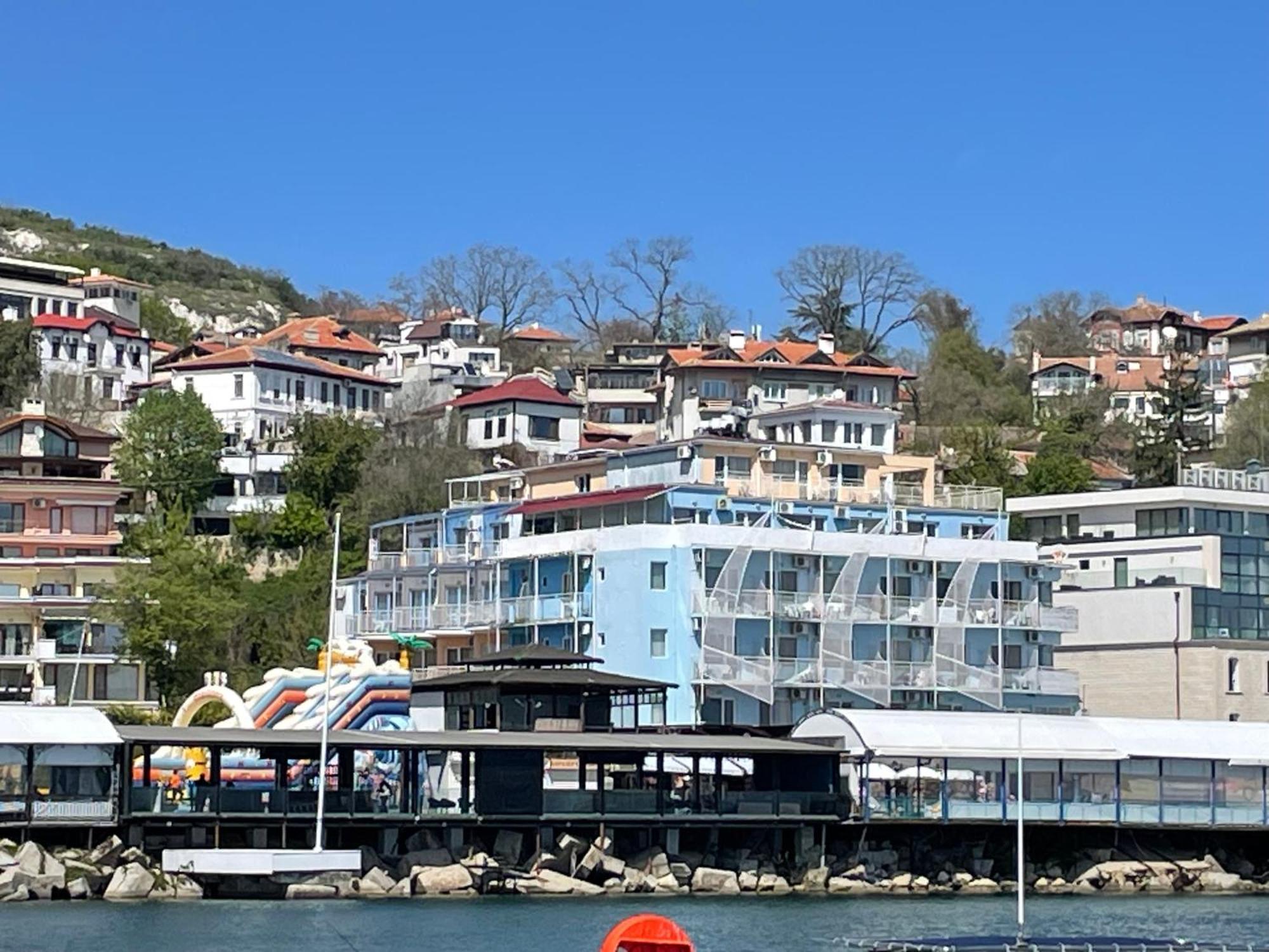 Lotos Hotel Balchik Bagian luar foto