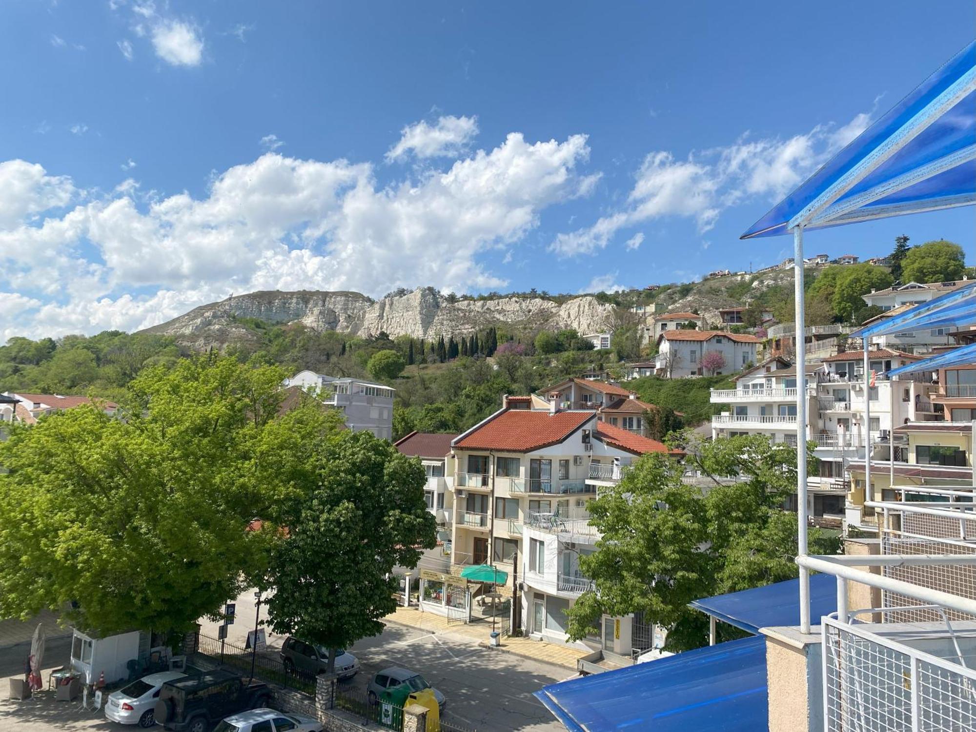 Lotos Hotel Balchik Bagian luar foto
