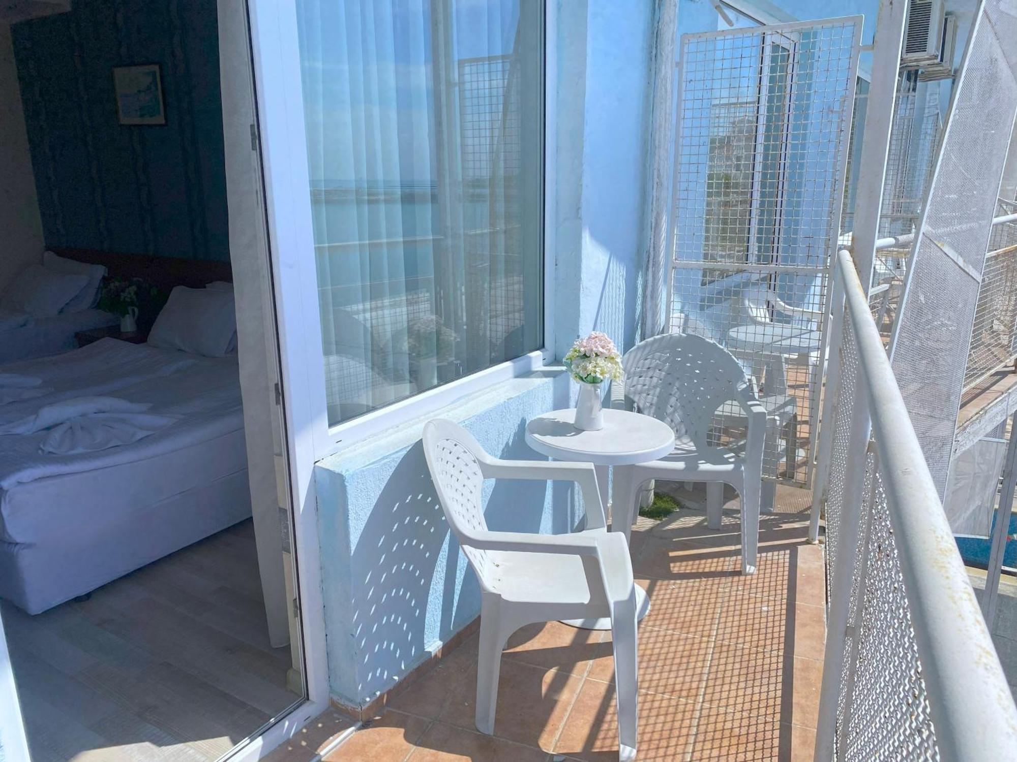 Lotos Hotel Balchik Bagian luar foto